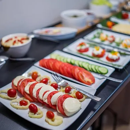 Glamour - Restaurant & 3*