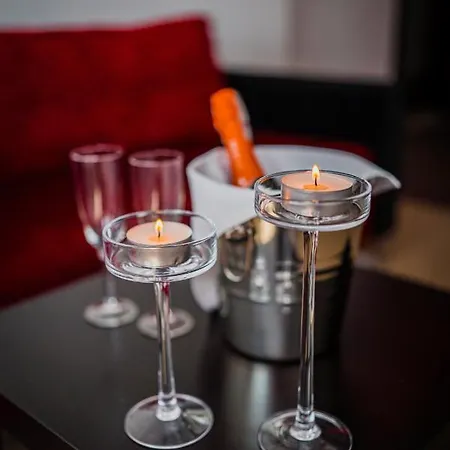 公寓式酒店 Glamour - Restaurant & Przeźmierowo