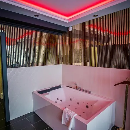 Glamour - Restaurant & 4* Przeźmierowo