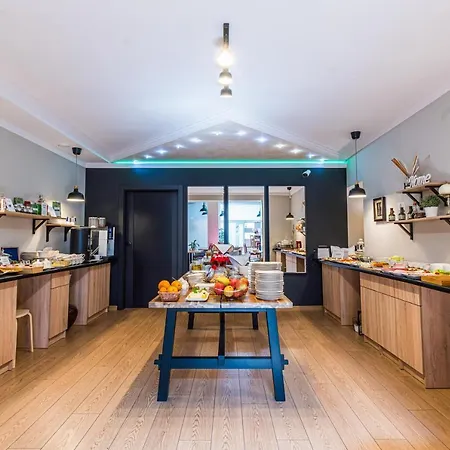 Glamour - Restaurant & Apart Otel 4*