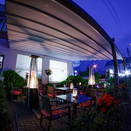 Glamour - Restaurant & 3* Przeźmierowo