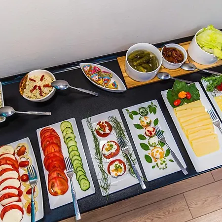 Glamour - Restaurant & Hotel apartamentowy