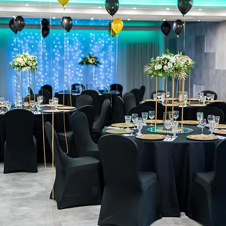Hotel apartamentowy Glamour - Restaurant &