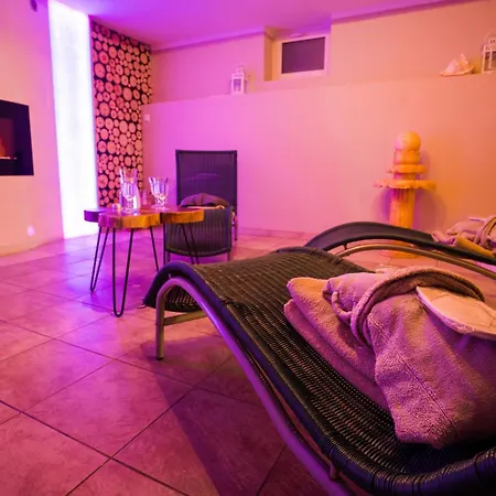 Apart Otel Glamour - Restaurant & 4*