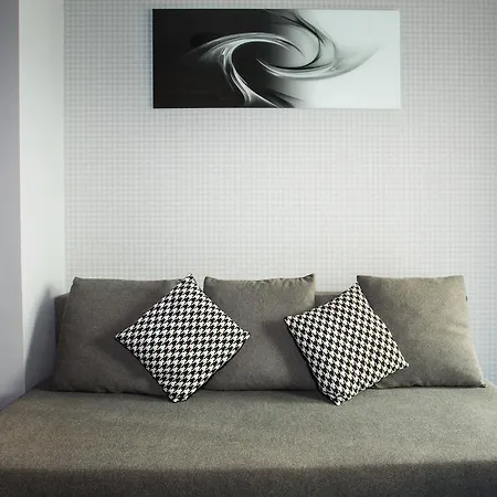 Lägenhetshotell Glamour - Restaurant & 4*