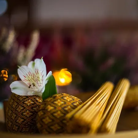 Lägenhetshotell Glamour - Restaurant & Przeźmierowo