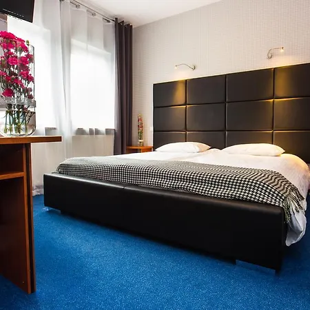 Glamour - Restaurant & Lägenhetshotell 4*