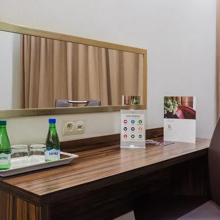 Glamour - Restaurant & 4* Przeźmierowo