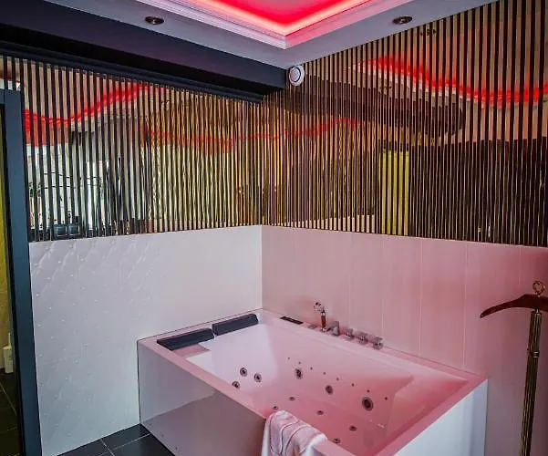 Glamour - Restaurant & 4* Przeźmierowo