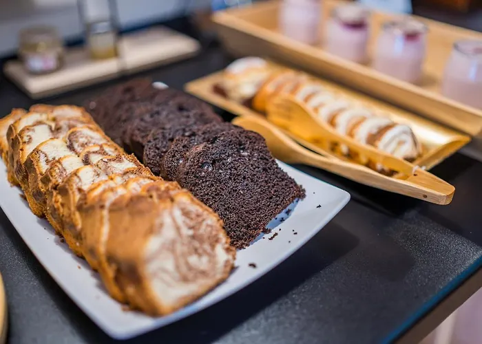 Glamour - Restaurant & Apart Otel 4*