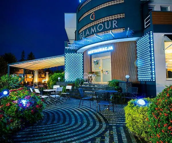 Glamour - Restaurant & 4*