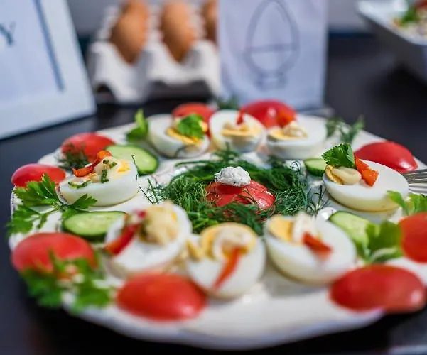 Glamour - Restaurant & 4*