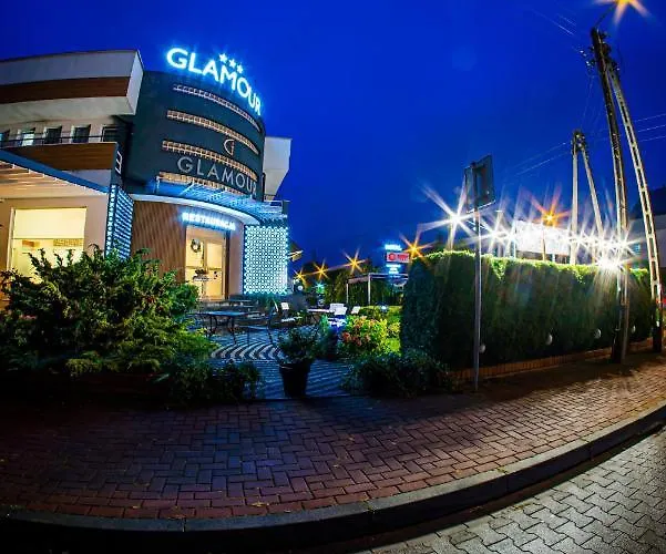 Glamour - Restaurant & 4*