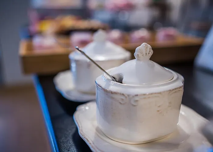 Ξενοδοχείο με διαμερίσματα Glamour - Restaurant &