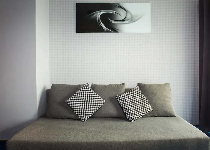 Ξενοδοχείο με διαμερίσματα Glamour - Restaurant & 4*