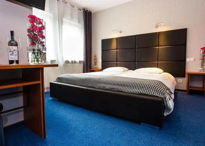 Glamour - Restaurant & Apart Otel 4*